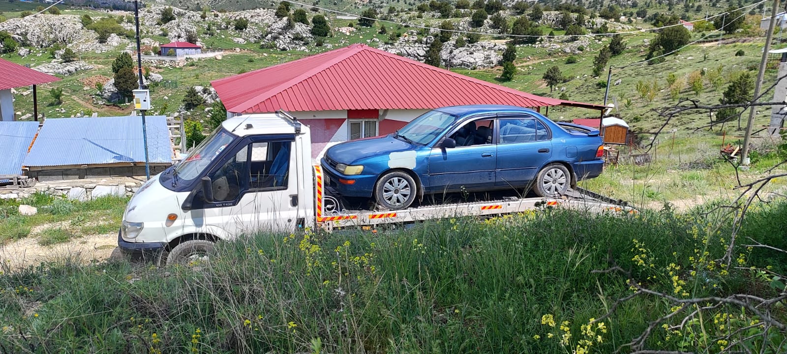 Korkuteli bölgesinde Acar Oto Çekici hizmeti